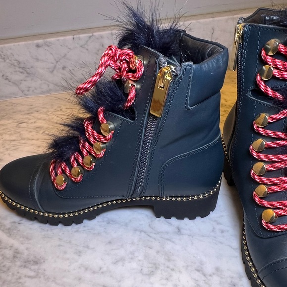 Cecelia New York navy blue boots with the fur!  Excellent condition! - Picture 5 of 9